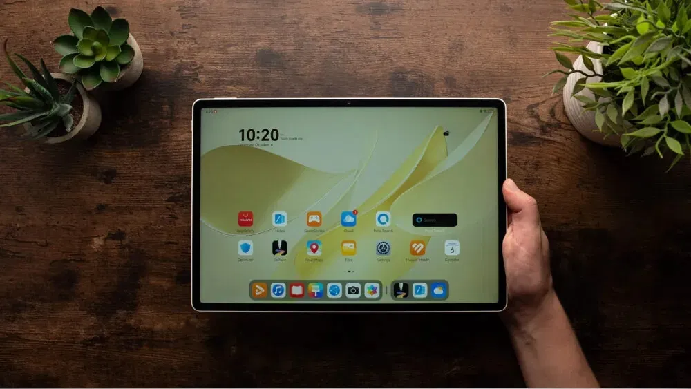 Máy tính bảng Huawei MatePad 12 X với màn hình chính (Ảnh: Internet)