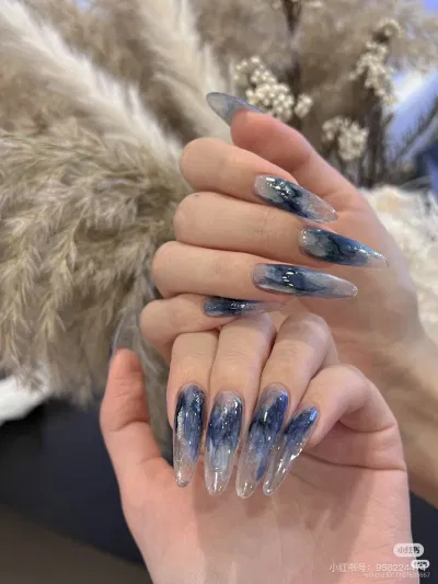 Ombre tên nền móng trong tạo hiệu ứng vân đá Ombre tên nền móng trong tạo hiệu ứng vân đá