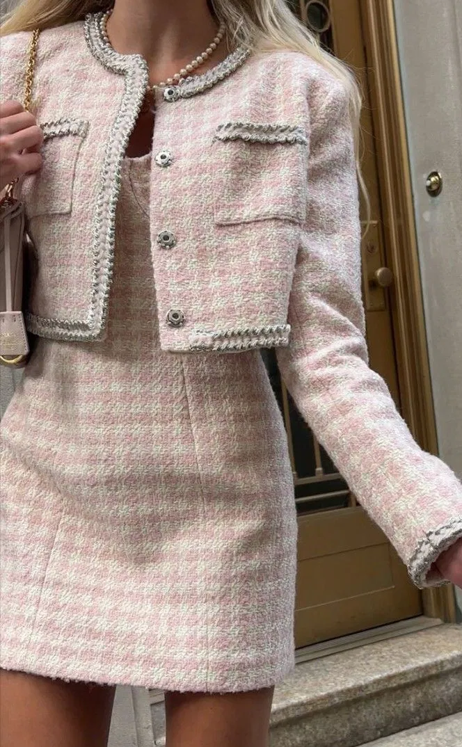 Set áo khoác ngắn và váy liền Set áo khoác ngắn và váy liền