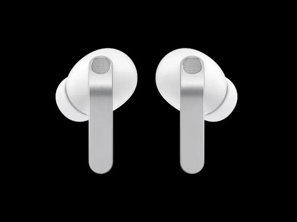 Tai nghe Galaxy Buds 4 Pro của Samsung (Ảnh: Internet)
