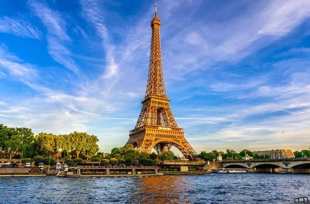 Tháp Eiffel. Nguồn: Internet