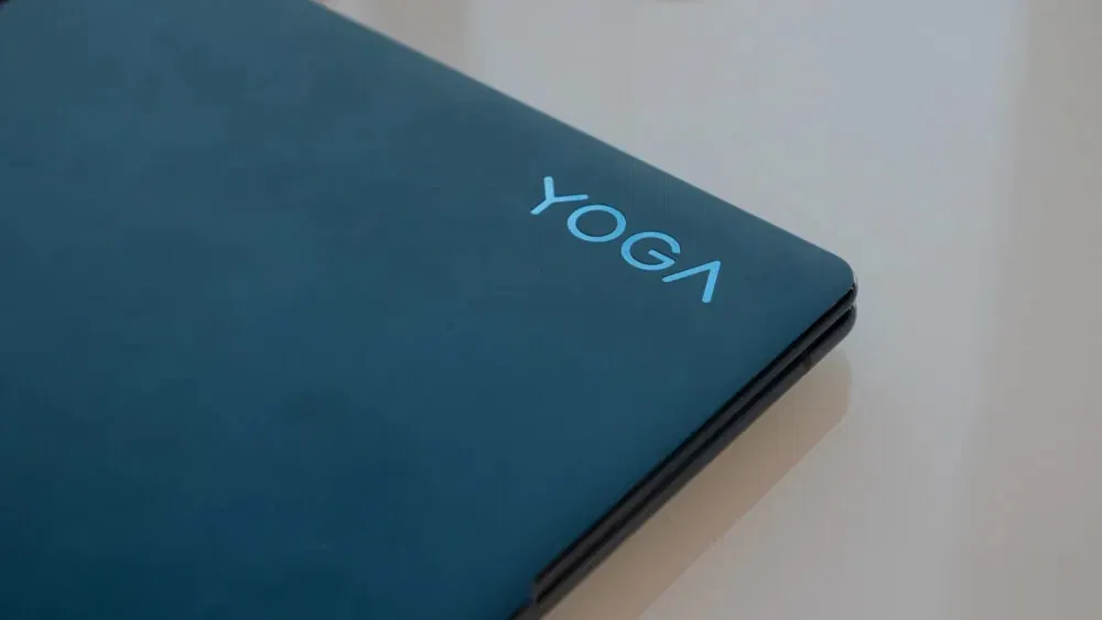 Laptop Lenovo Yoga (Ảnh: Internet)