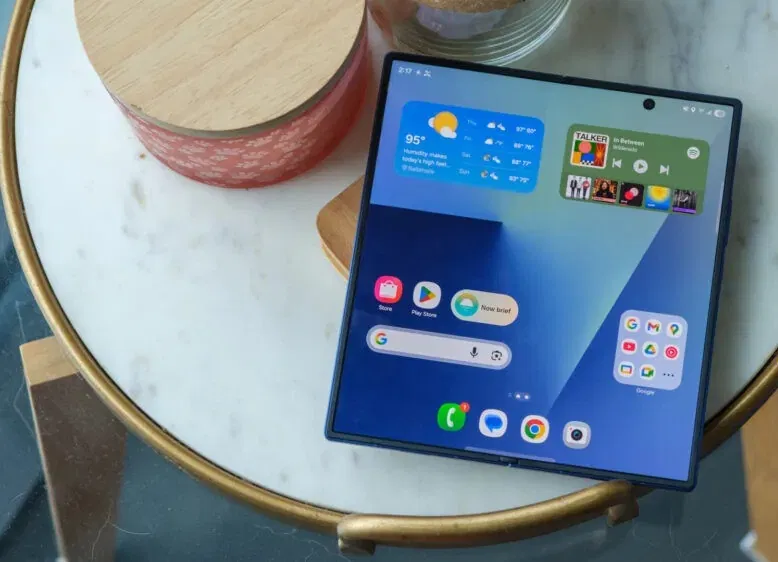 Điện thoại màn hình gập Galaxy Z Fold 7 (Ảnh: Internet)