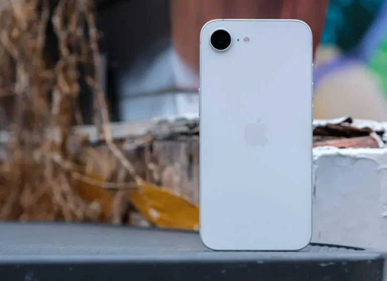 iPhone 16e của Apple (Ảnh: Internet)