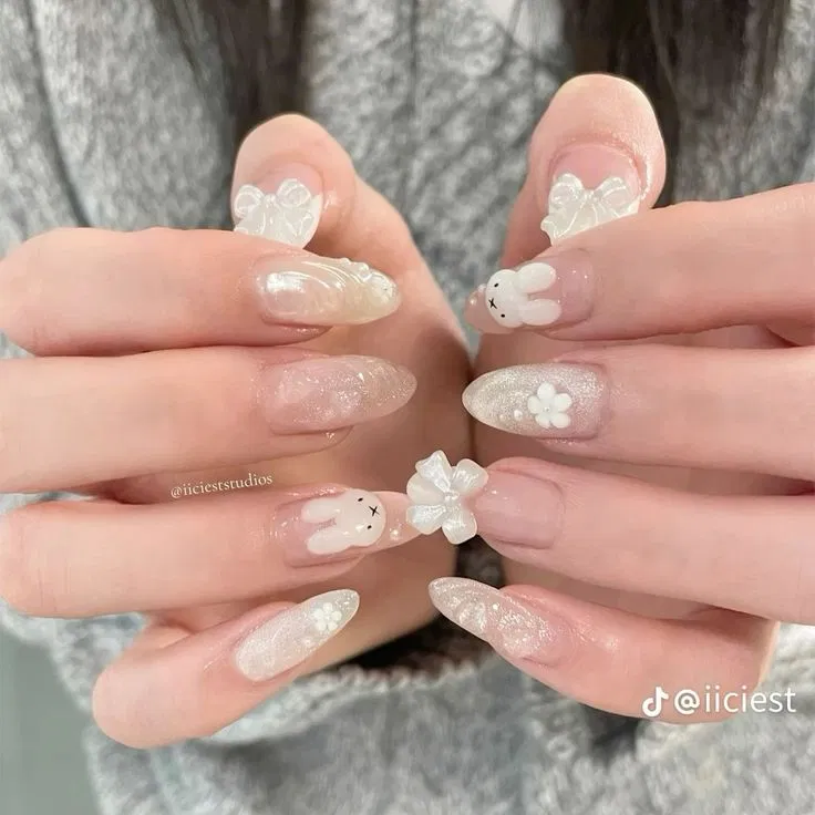 Nail trắng sữa nhẹ nhàng thanh lịch Nail trắng sữa nhẹ nhàng thanh lịch