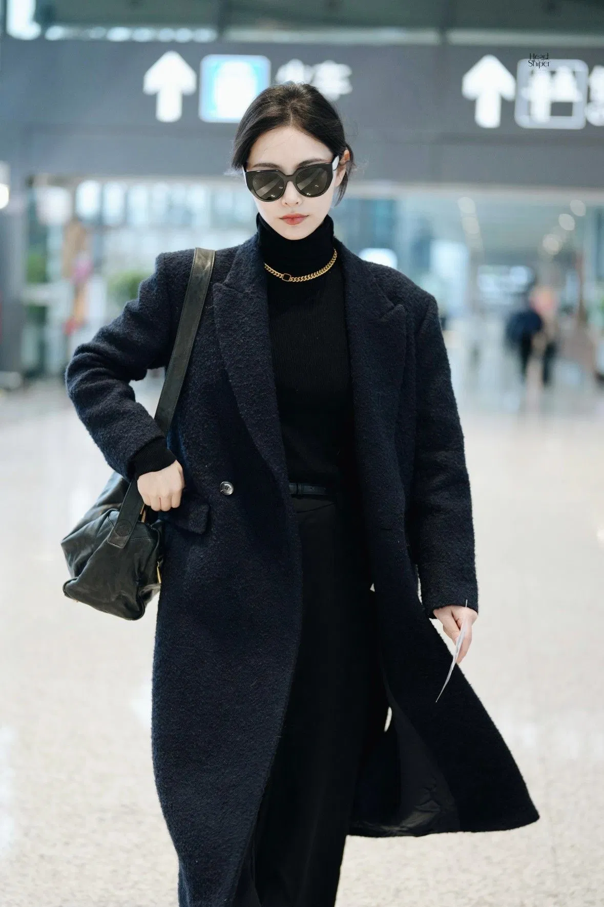 Lưu ý khi chọn áo khoác dài nữ