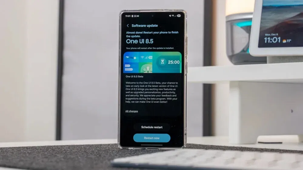 Màn hình cập nhật One UI 8.5 trên điện thoại Samsung (Ảnh: Internet) Màn hình cập nhật One UI 8.5 trên điện thoại Samsung (Ảnh: Internet)