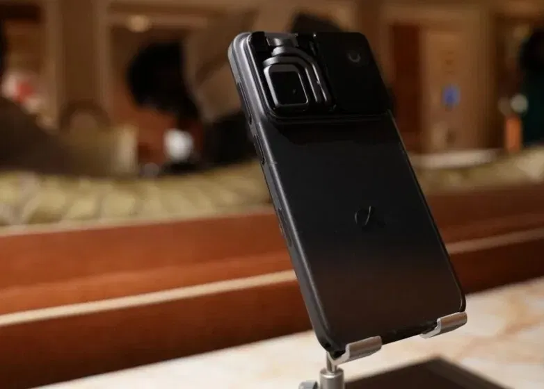 Mẫu điện thoại Robot tại CES 2026 (Ảnh: Internet)