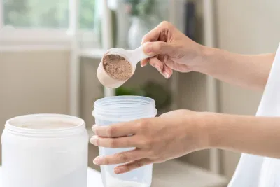 Nhu cầu protein phụ thuộc rất nhiều vào giới tính, mức độ hoạt động và mục tiêu sức khỏe của mỗi người