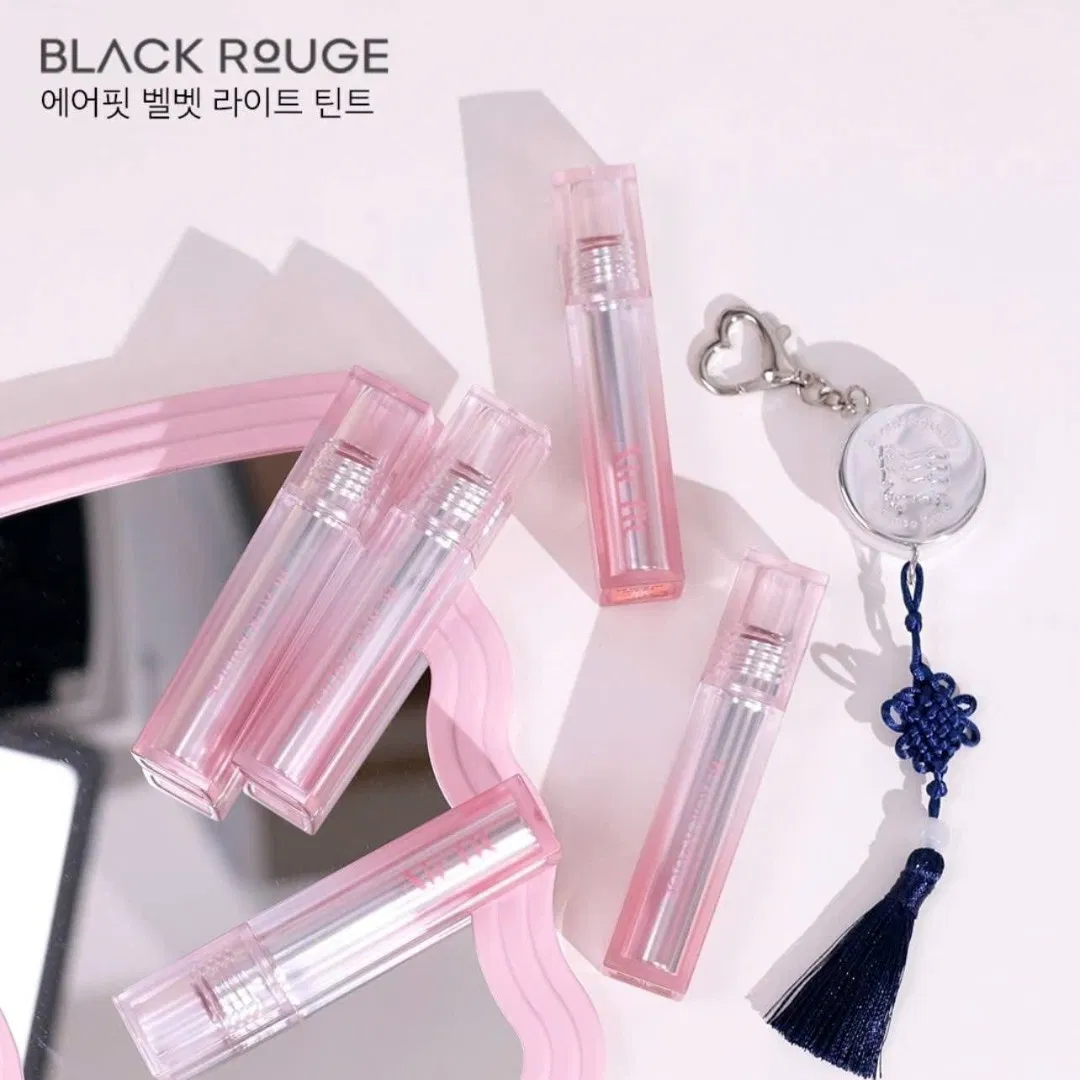 Black Rouge Air Fit Velvet Lite với thiết kế trẻ trung hơn