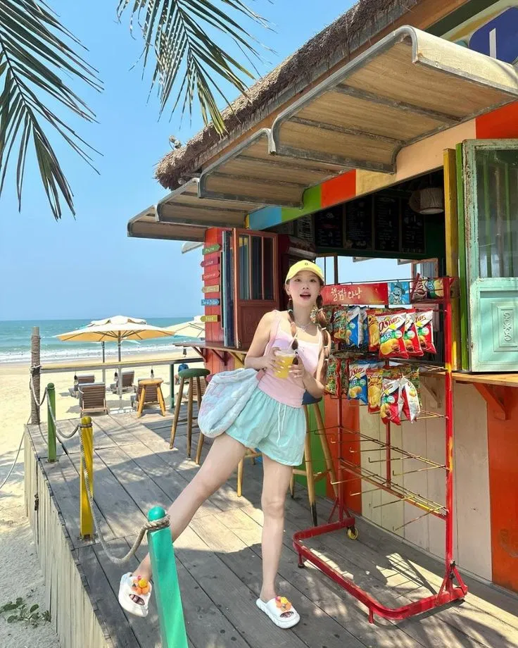 Áo Tanktop + Quần shorts dễ thương