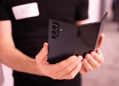 Điện thoại gập 3 màn hình Galaxy Z TriFold tại CES 2026 (Ảnh: Internet) Điện thoại gập 3 màn hình Galaxy Z TriFold tại CES 2026 (Ảnh: Internet)