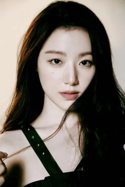 Shuhua đảm nhận vai chính trong phim điện ảnh "Happily Ever After" (Ảnh: Internet)