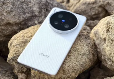 Điện thoại Vivo X300 Ultra (Ảnh: Internet) Điện thoại Vivo X300 Ultra (Ảnh: Internet)