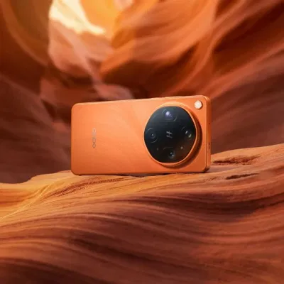 Điện thoại OPPO Find X9 Ultra màu Cam Canyon (Ảnh: Internet) Điện thoại OPPO Find X9 Ultra màu Cam Canyon (Ảnh: Internet)