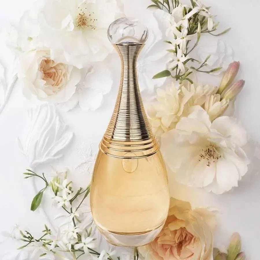 Gợi ý 10 chai nước hoa đáng thử mà các tín đồ mùi hương không nên bỏ qua Bvlgari Eau Parfumée au Thé Vert Eau de Toilette Chanel Coco Mademoiselle Eau de Parfum Dior J adore Eau de Parfum Ellis Brooklyn Super Amber Eau de Parfum Giorgio Armani My Way Eau de Parfum Infiniment Coty Paris Entre Genres Eau de Parfum Issey Miyake L Eau d Issey Eau de Parfum Le Labo Santal 33 Eau De Parfum nước hoa nước hoa đáng thử Phlur Missing Person Eau de Parfum Yves Saint Laurent Black Opium Eau de Parfum