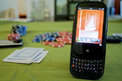 Điện thoại Palm Pre (Ảnh: Internet) Điện thoại Palm Pre (Ảnh: Internet)