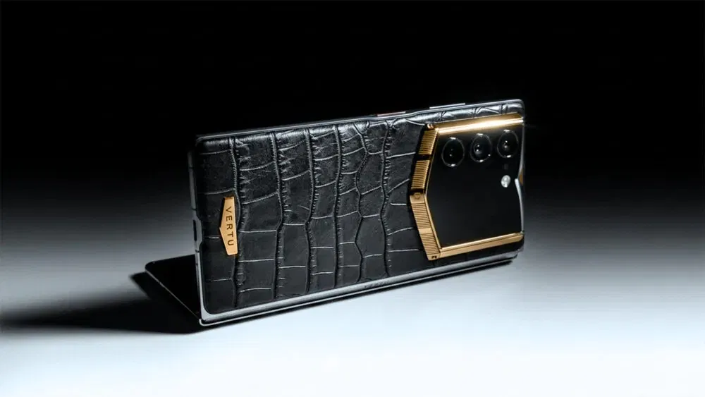 Điện thoại Vertu AlphaFold (Ảnh: Internet)