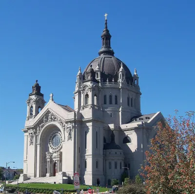 Nhà thờ St Paul's Cathedral. Nguồn: Internet Phong cách kiến trúc Baroque châu Âu kiến trúc nghệ thuật phong cách kiến trúc Baroque