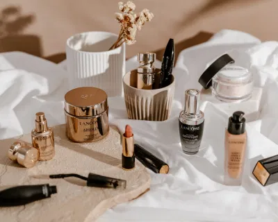 Thương hiệu Lancôme. Nguồn: Internet Thương hiệu Lancôme. Nguồn: Internet